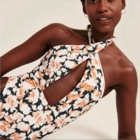 Abercrombie & Fitch One-Piece High Leg Cheeky Halter Cross Top Swimsuit Medium - Picture 3 of 9